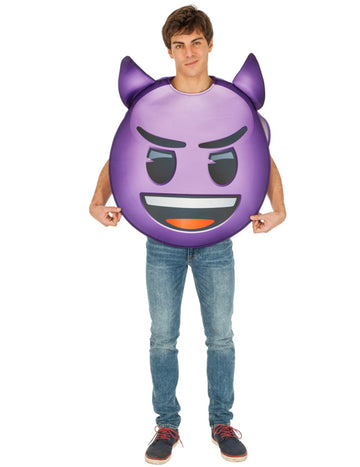 Přestrojení dospělých emoji