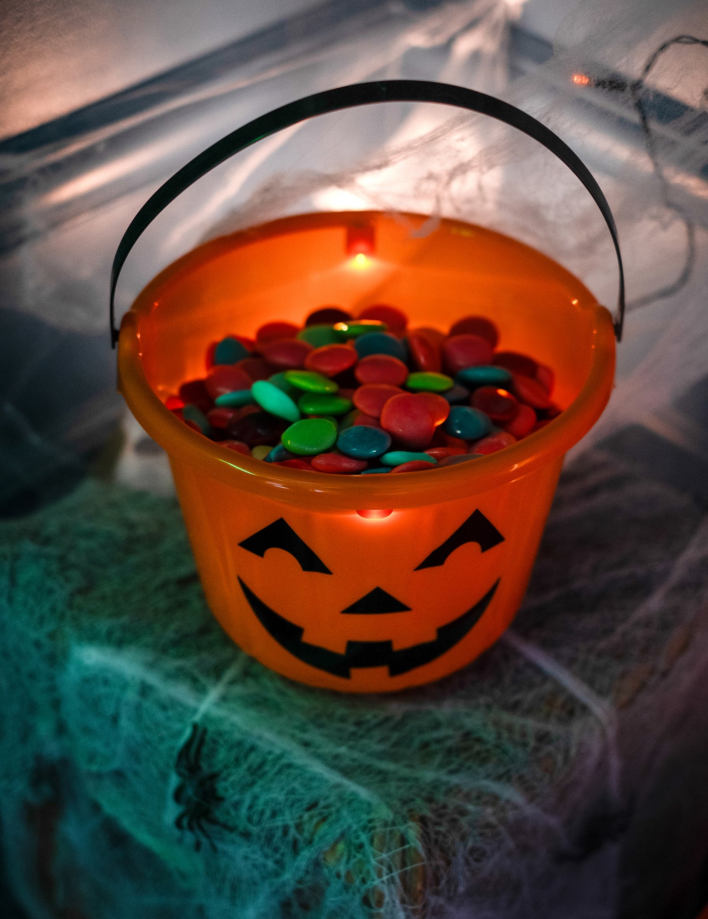 LED dýňový kbelík 22 x 17 cm Halloween